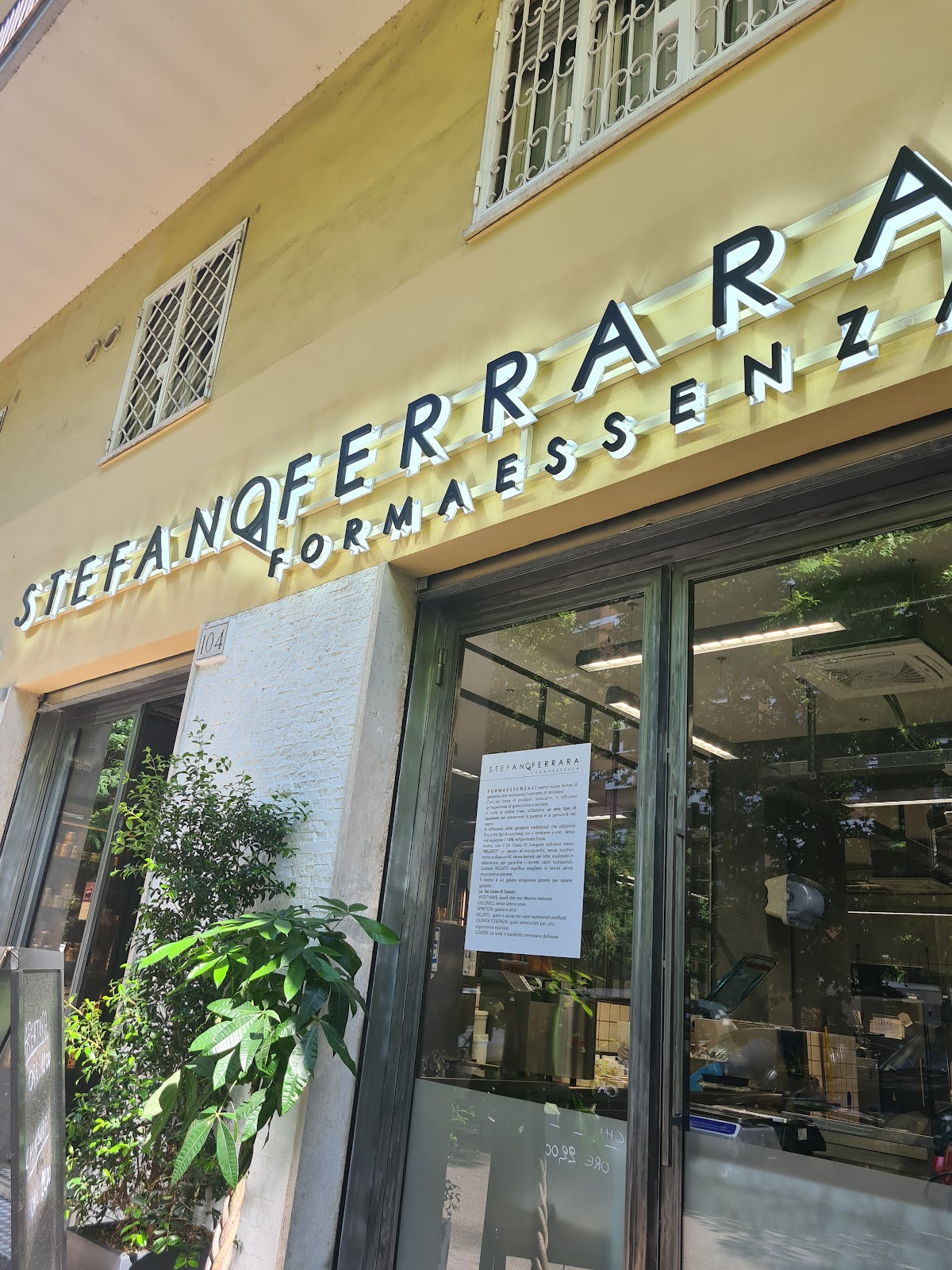 Formaessenza — Stefano Ferrara