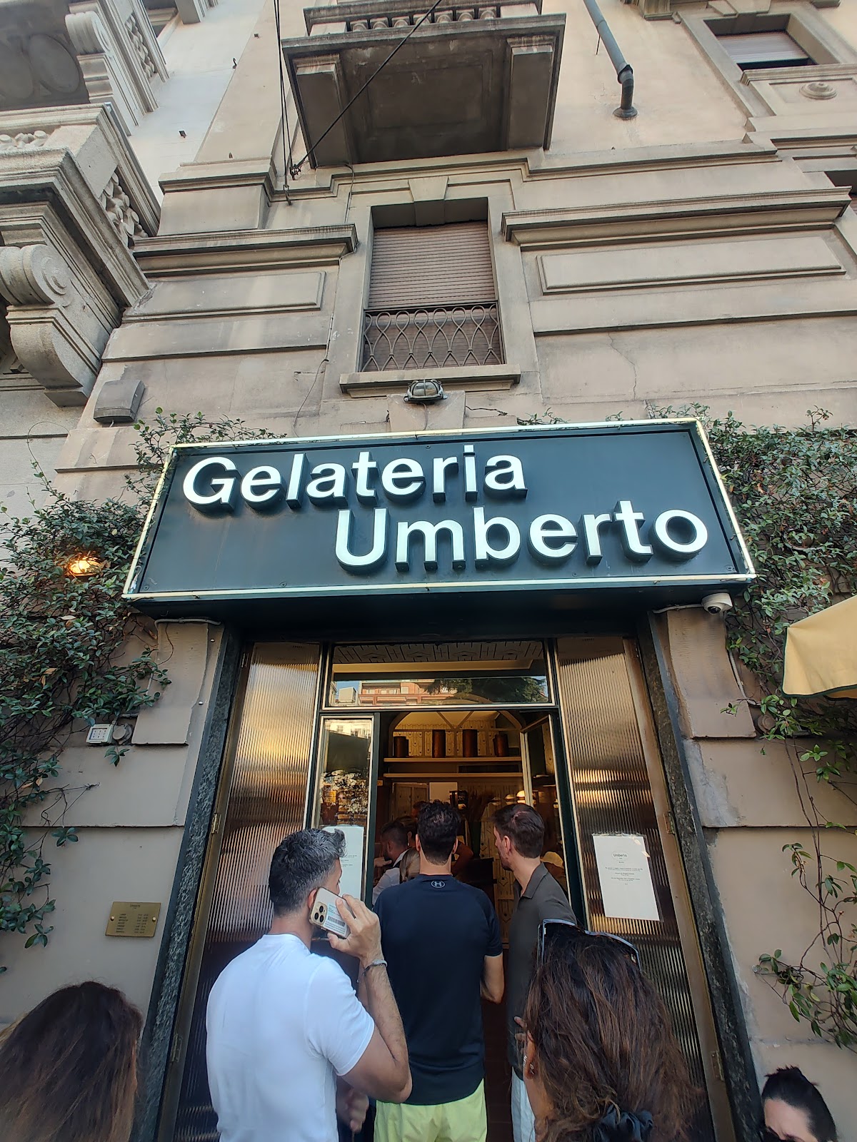 Il locale in servizio.