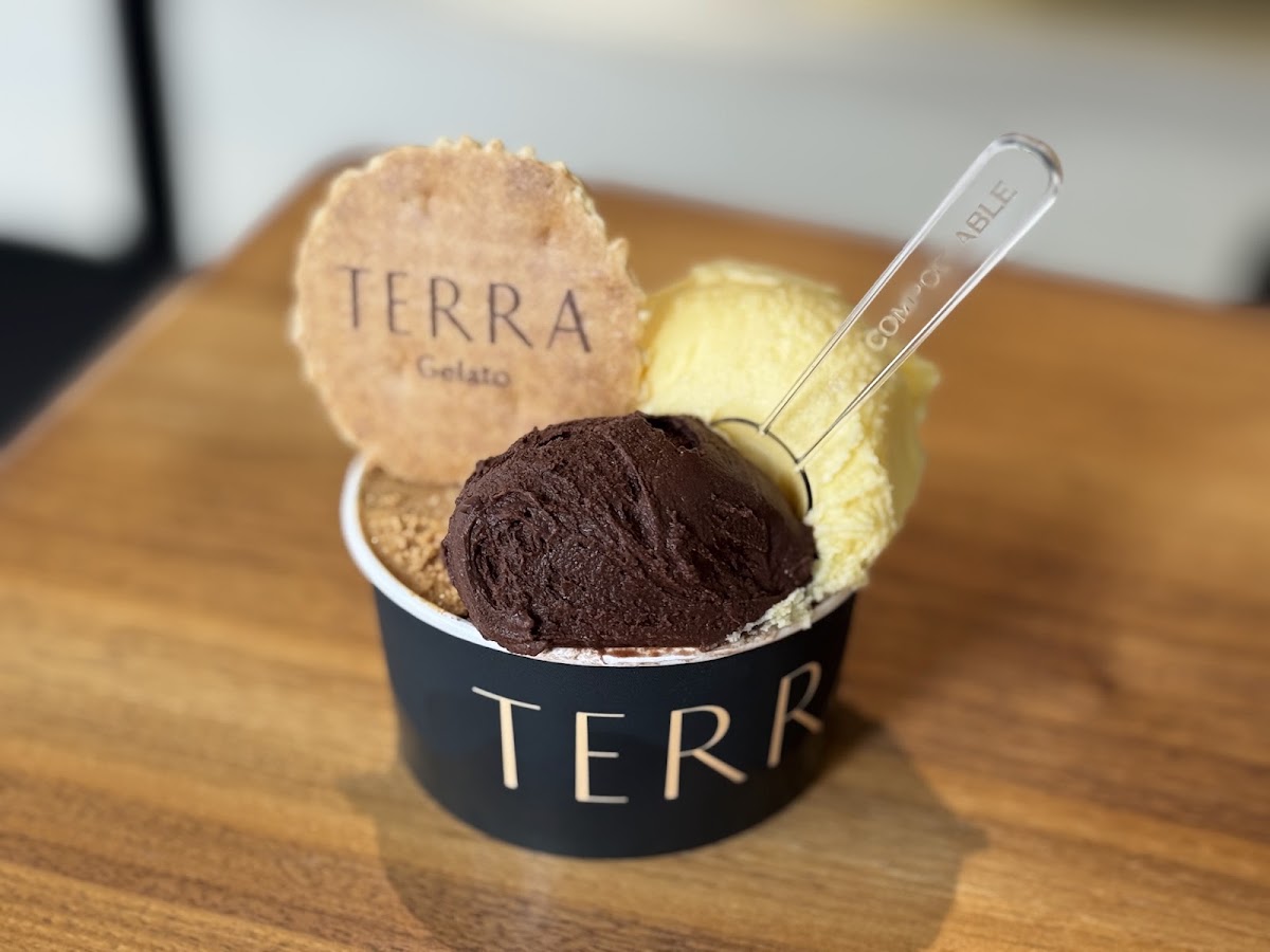 Un dettaglio della vetrina.