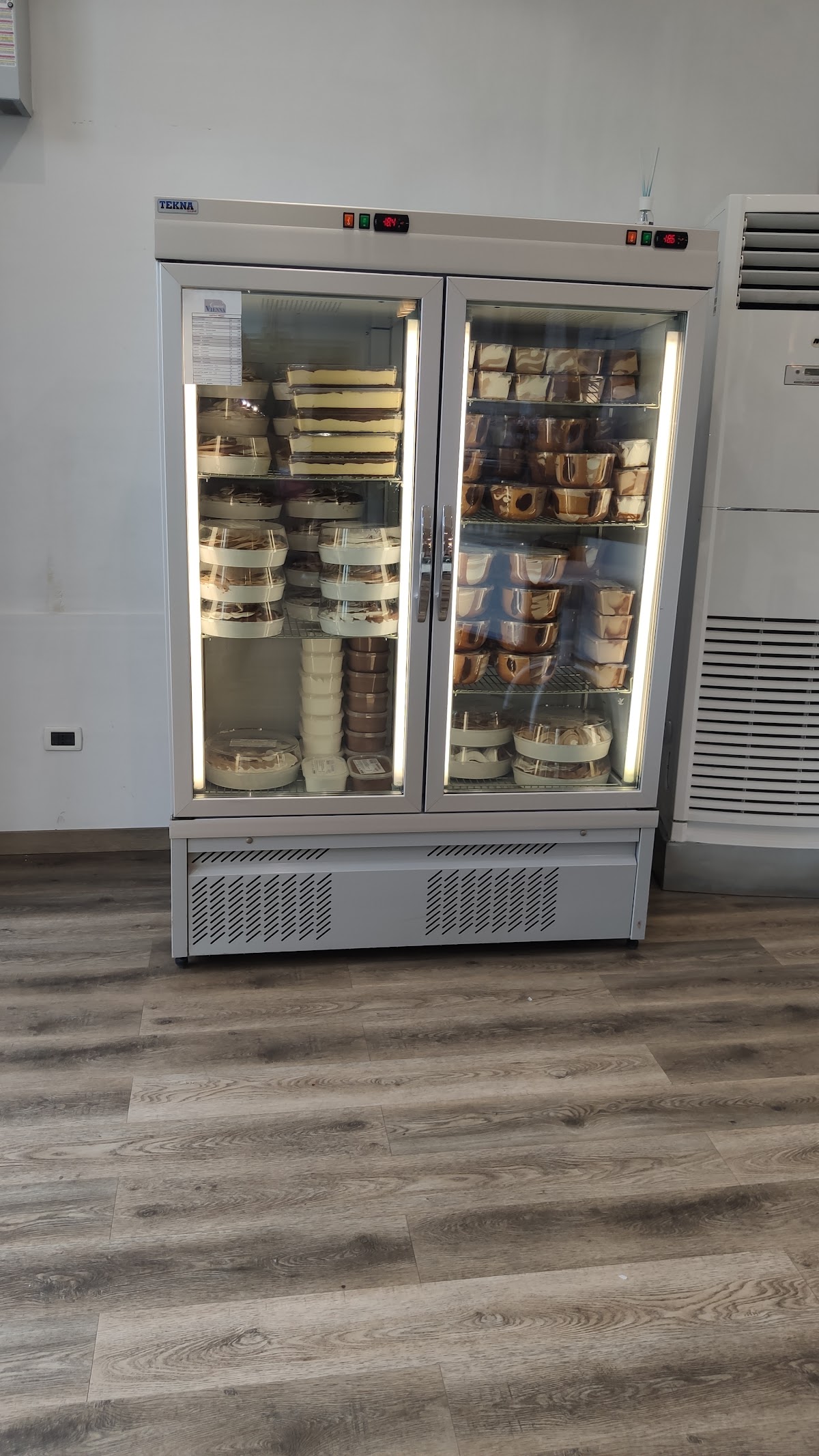 Il locale visto dall'interno.