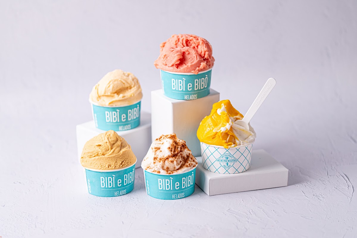Bibì e Bibò Heladería — vitrina y producto